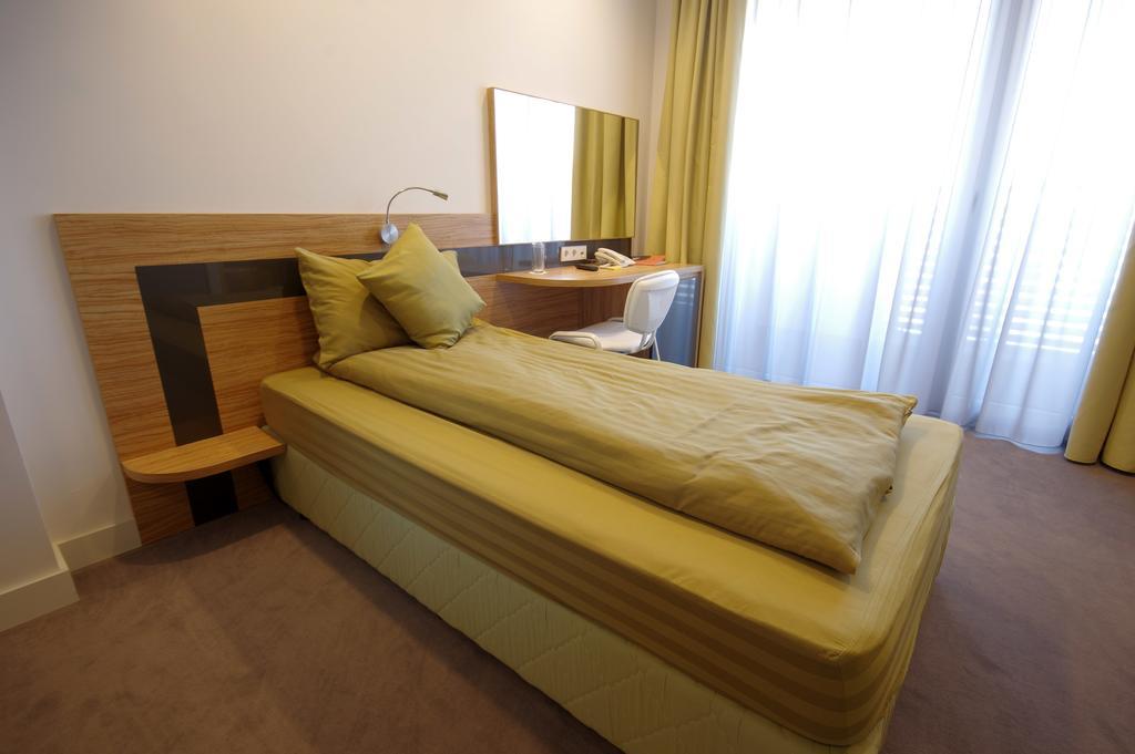 غابروفو Hotel Mak المظهر الخارجي الصورة