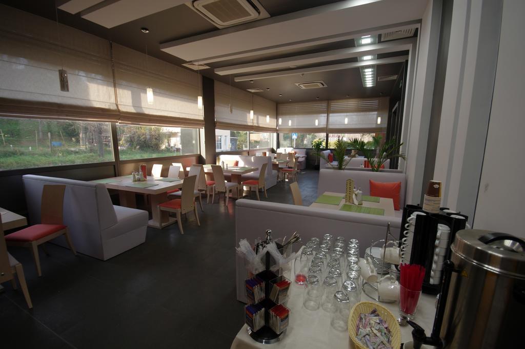 غابروفو Hotel Mak المظهر الخارجي الصورة